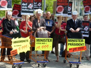 Protestaktion gegen Parteisponsoring 2010