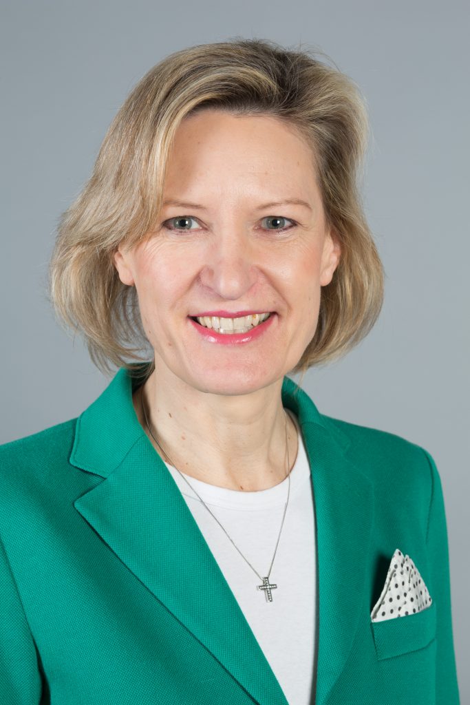 Angelika Niebler MdEP Politik im Sinne ihrer Anwaltskunden? LobbyControl