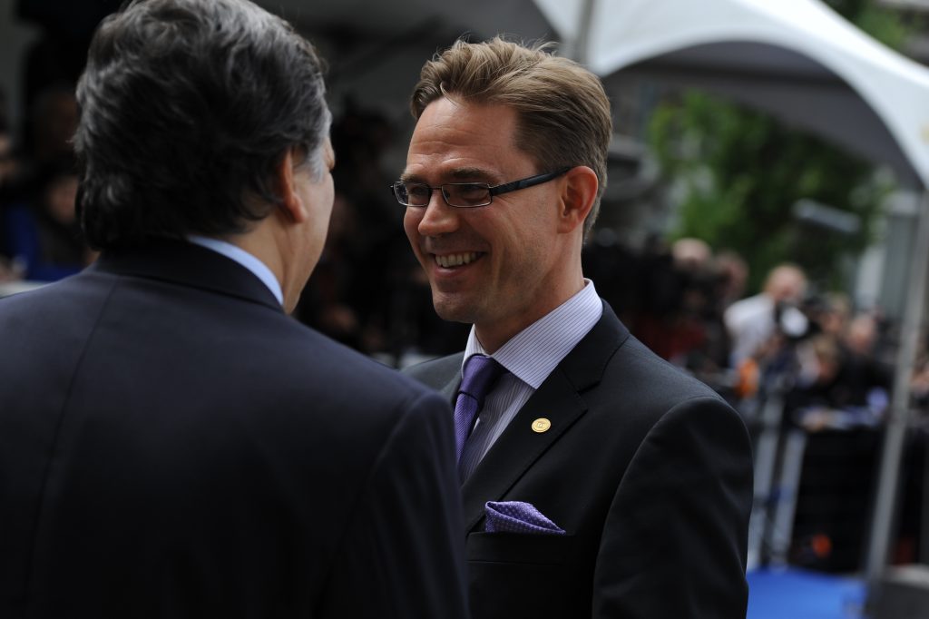 Das Bild zeigt Barroso und Katainen bei einem Treffen im Jahre 2011. Seitdem sind die Kontakte offenbar nicht abgekühlt.