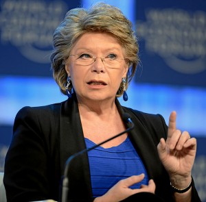 Viviane Reding bei einer Podiumsdiskussion auf dem Weltwirtschaftsforum
