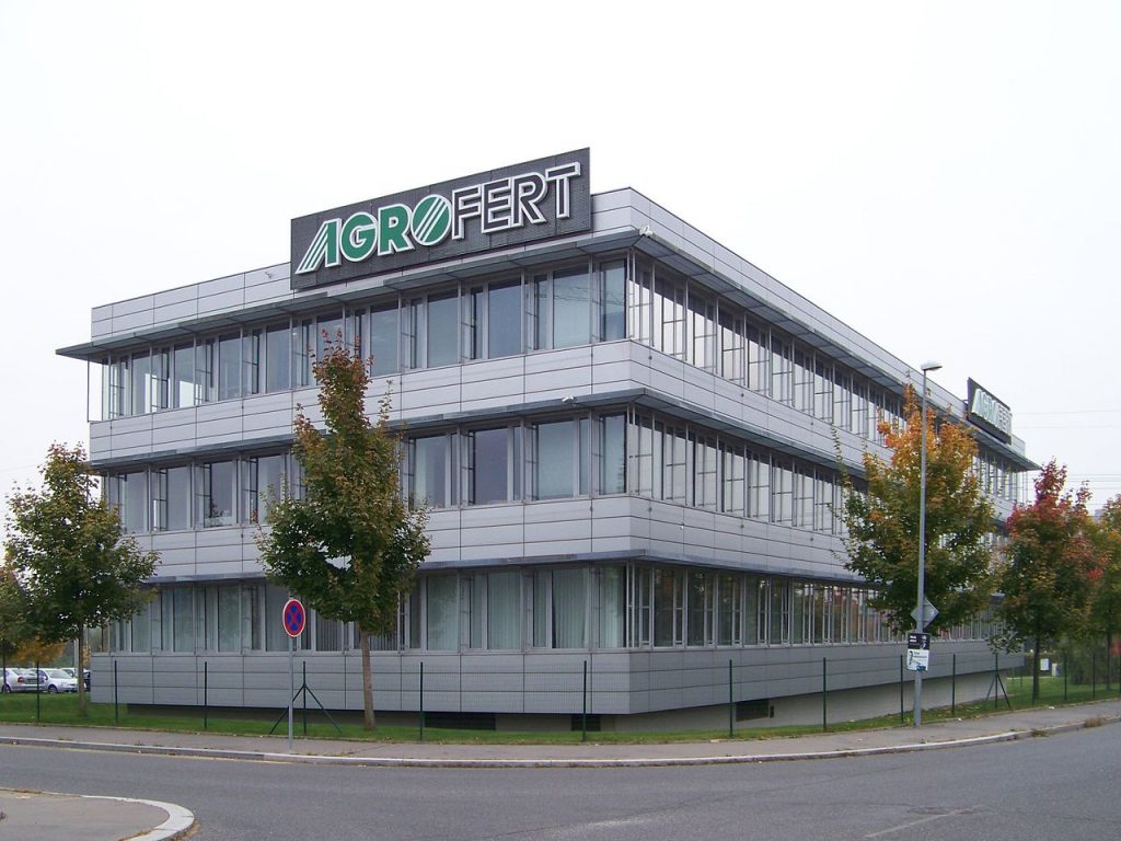 Die Zentrale von Babis Unternehmen Agrofert in Prag. Bild: Headquarters of Agrofert in Chodov, Prague; CC BY-SA 3.0.