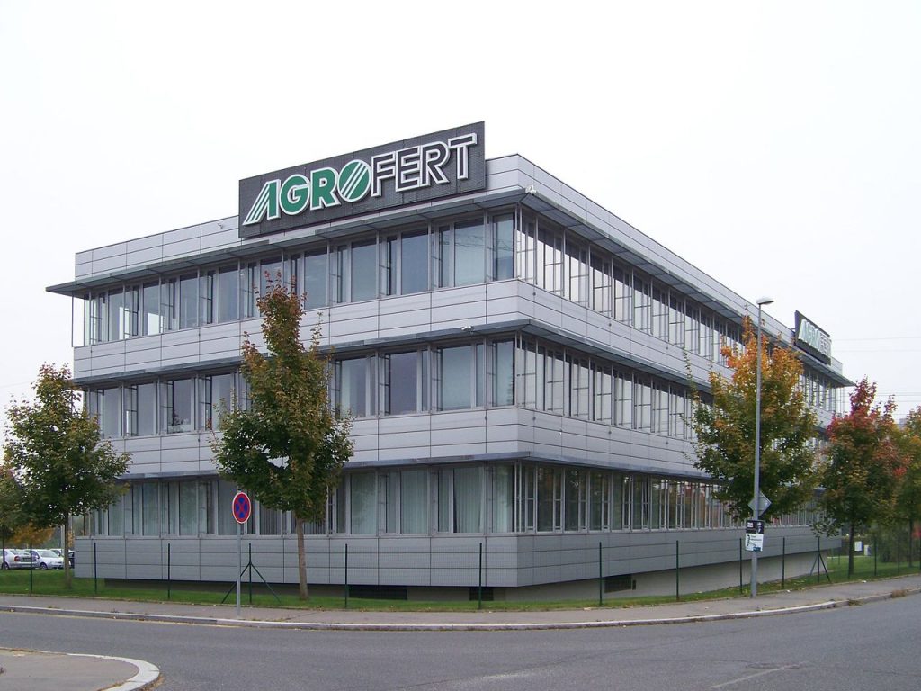 Die Zentrale von Babis Unternehmen Agrofert in Prag. Bild: Headquarters of Agrofert in Chodov, Prague; CC BY-SA 3.0.