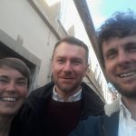 Pia Eberhardt (Corporate Europe Observatory), Stuart Trew (CCPA) und Max Bank (LobbyControl) auf dem Weg zum Vortrag in der slowenischen Hauptstadt Ljubljana.